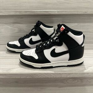 Nike Black and White High-Tops